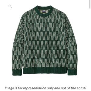 Patagonia Green and White Crewneck Sweater